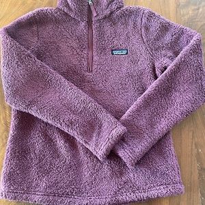 Patagonia! Grape colored 3/4 zip fleece! Excellent condition!